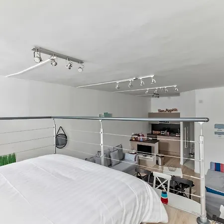 33 - Flat Avenue Champs Elysees Apartment Paris
